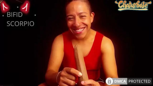 Image 2 of bifid_scorpio Stream on Chaturbate on 1 month ago