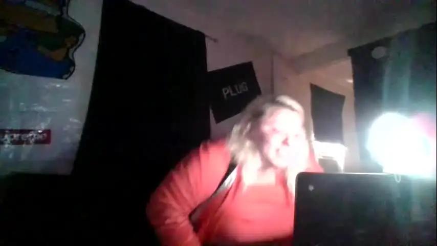 big6lacksteak Chaturbate