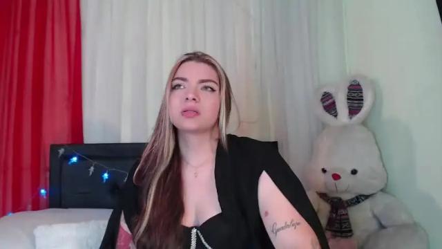 Image 2 of bigass_girlblonde Stream on Chaturbate on 18 months ago