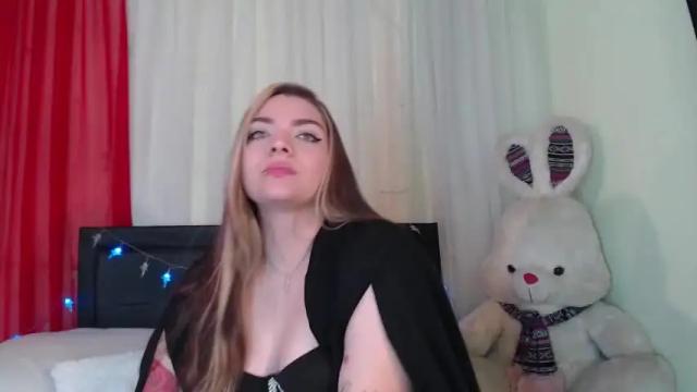Image 6 of bigass_girlblonde Stream on Chaturbate on 18 months ago