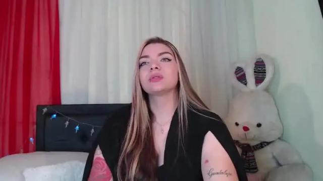 Image 8 of bigass_girlblonde Stream on Chaturbate on 18 months ago