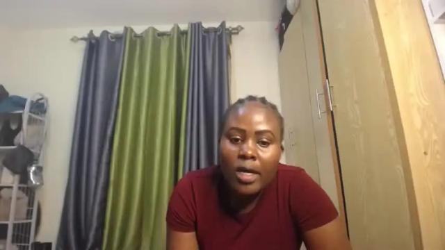 Image 11 of bigass_signora Stream on Chaturbate on 16 months ago