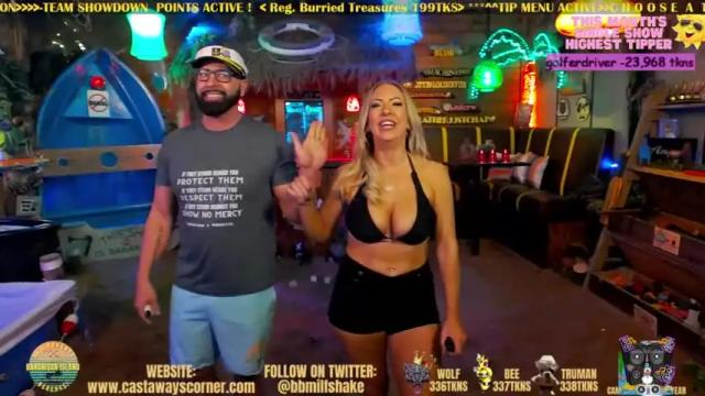 Image 3 of bigbananamilfshake Stream on Chaturbate on 14 months ago