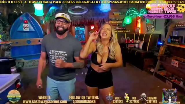 Image 4 of bigbananamilfshake Stream on Chaturbate on 14 months ago
