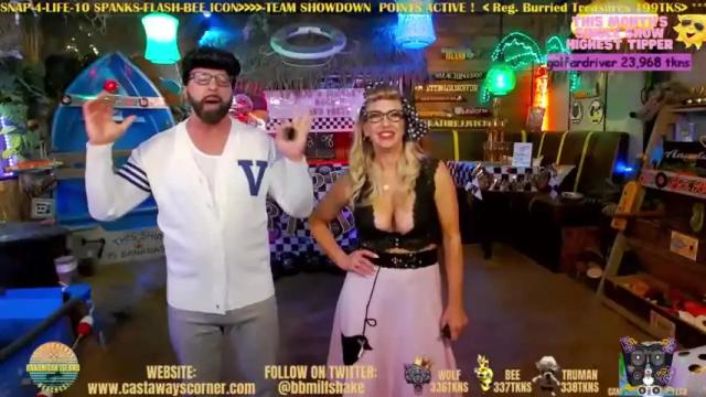 Image 3 of bigbananamilfshake Stream on Chaturbate on 13 months ago