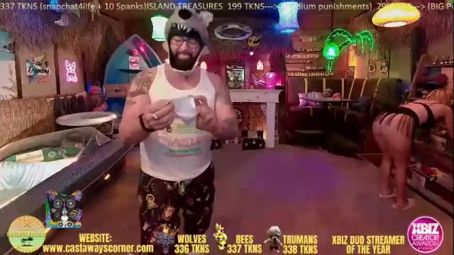 Image 3 of bigbananamilfshake Stream on Chaturbate on 1 month ago