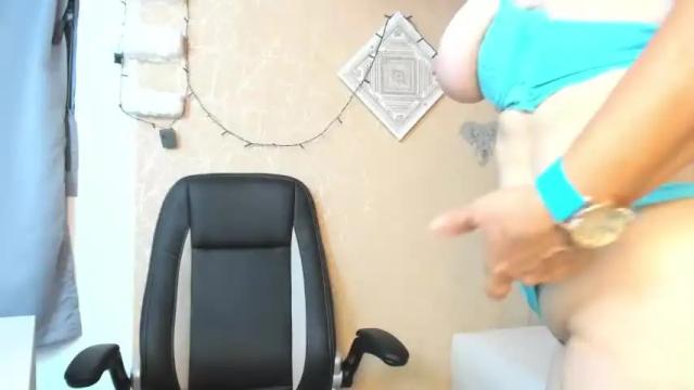 Image 2 of bigbelle Stream on Chaturbate on 18 months ago