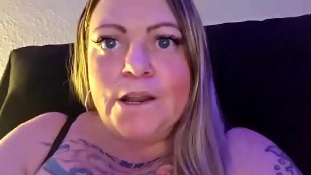 Image 7 of bigblueeyesmomma Stream on Chaturbate on 1 month ago