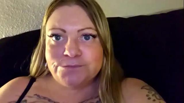 Image 4 of bigblueeyesmomma Stream on Chaturbate on 1 month ago