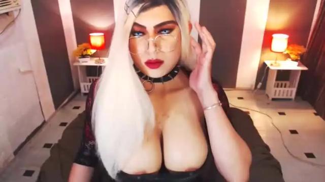 Image 11 of bigbomblhoraine Stream on Chaturbate on 14 months ago