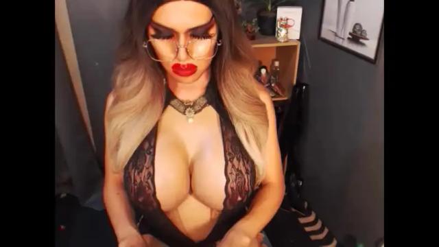 Image 8 of bigbomblhoraine Stream on Chaturbate on 10 days ago