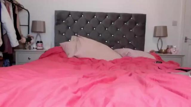 Image 11 of bigboobiebabex Stream on Chaturbate on 17 months ago