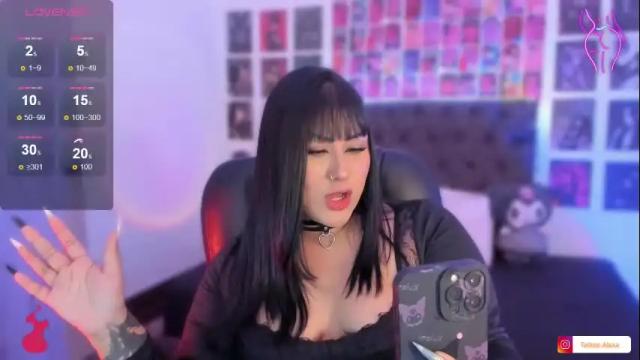 Image 8 of bigboobs_cloe Stream on Chaturbate on 10 days ago