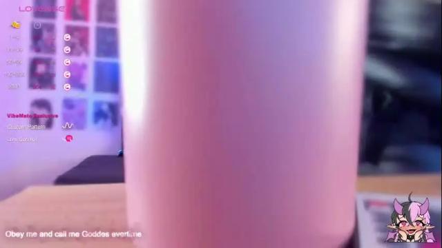 Image 10 of bigboobs_cloe Stream on Chaturbate on 5 days ago