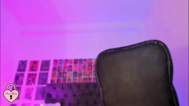 Image 2 of bigboobs_cloe Stream on Chaturbate on 2 months ago