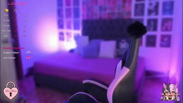 Thumbnail 1, bigboobs_cloe's Stream at Chaturbate, 2 months ago