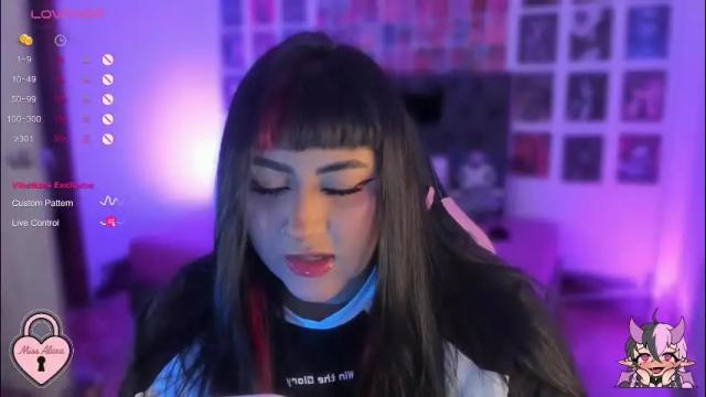 Image 6 of bigboobs_cloe Stream on Chaturbate on 2 months ago