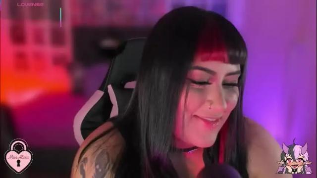 Image 3 of bigboobs_cloe Stream on Chaturbate on 2 months ago