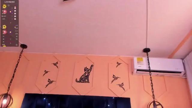 Image 3 of bigboobsnaughty1 Stream on Chaturbate on 12 months ago