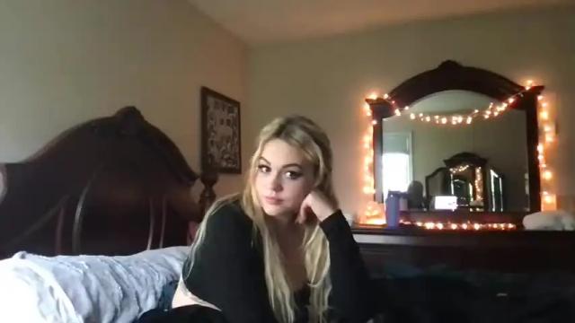 Image 2 of bigbood1022 Stream on Chaturbate on 14 months ago