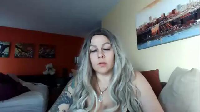 Image 11 of bigbreastsabrina Stream on Chaturbate on 15 months ago