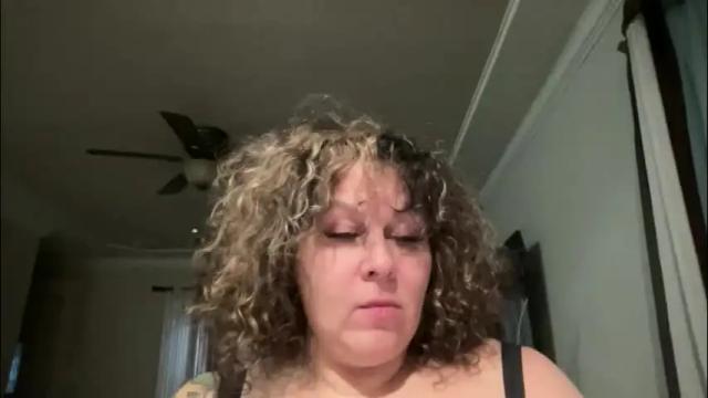 Image 3 of bigbreastsabrina Stream on Chaturbate on 1 month ago