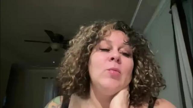 Image 7 of bigbreastsabrina Stream on Chaturbate on 1 month ago