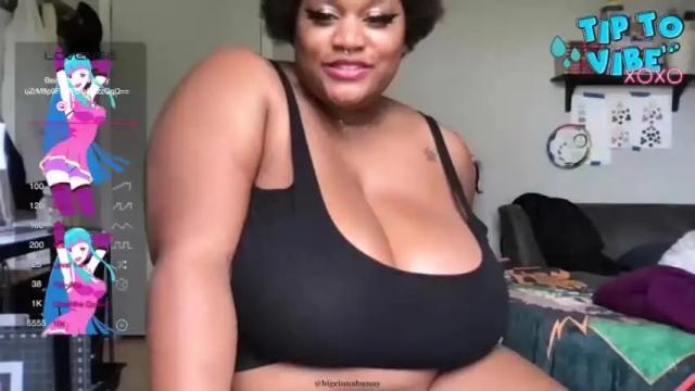Image 11 of bigcinnabunny Stream on Chaturbate on 14 months ago