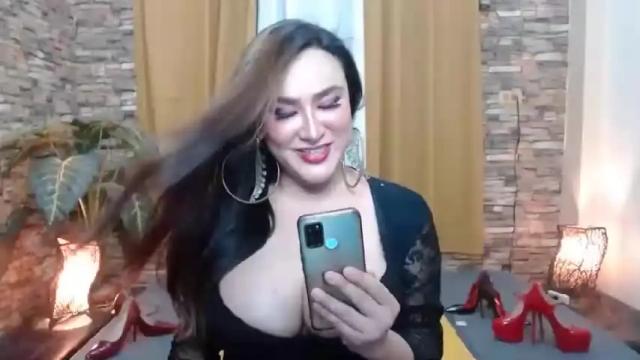 Image 12 of bigcocknloadstits Stream on Chaturbate on 13 months ago