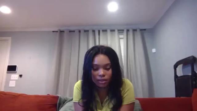Image 4 of bigfootfairy Stream on Chaturbate on 18 months ago