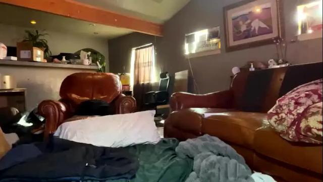 Image 8 of bigkitties69 Stream on Chaturbate on 2 days ago