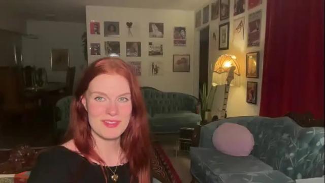 Image 12 of bigredcarrott Stream on Chaturbate on 23 months ago