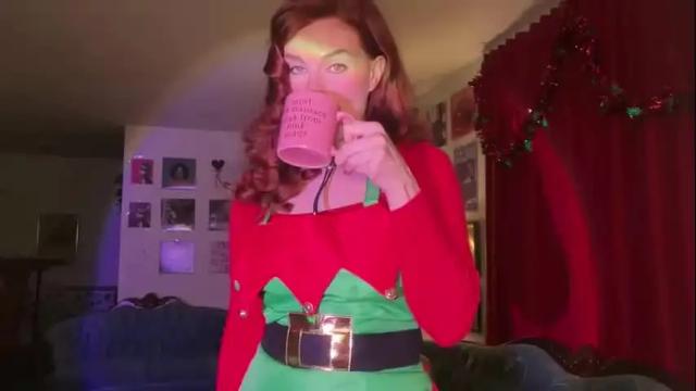 Image 3 of bigredcarrott Stream on Chaturbate on 22 months ago