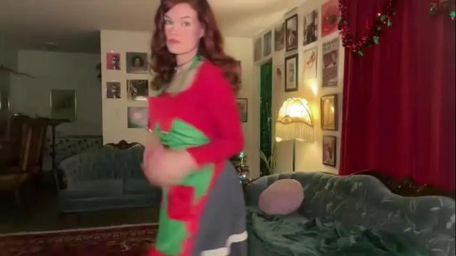 Image 4 of bigredcarrott Stream on Chaturbate on 22 months ago