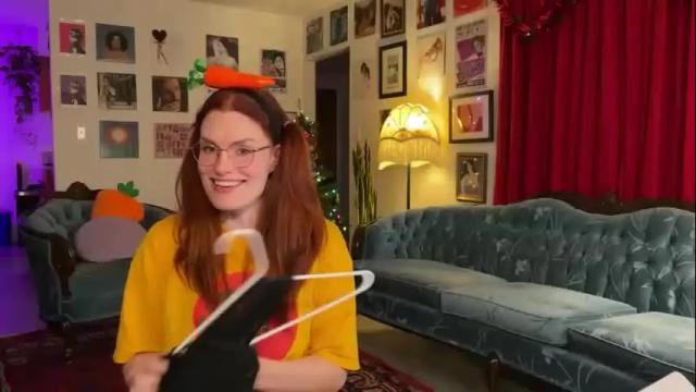 Image 11 of bigredcarrott Stream on Chaturbate on 22 months ago