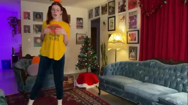 Image 3 of bigredcarrott Stream on Chaturbate on 22 months ago