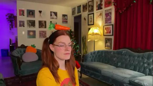 Image 4 of bigredcarrott Stream on Chaturbate on 22 months ago