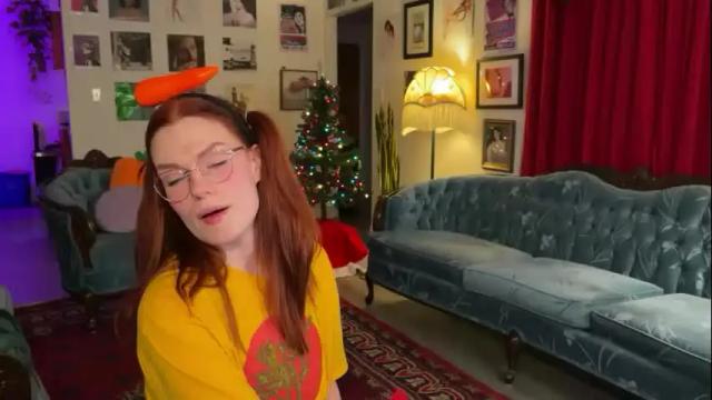 Image 6 of bigredcarrott Stream on Chaturbate on 22 months ago