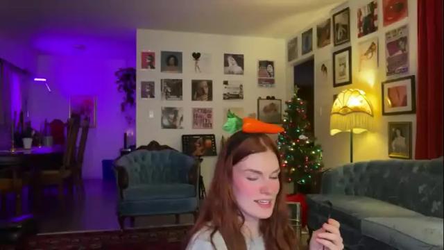 Image 8 of bigredcarrott Stream on Chaturbate on 21 months ago