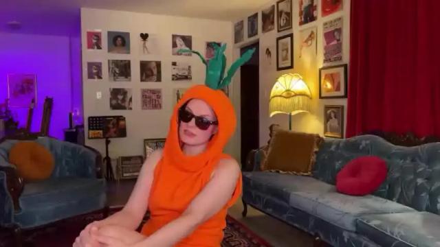 Image 8 of bigredcarrott Stream on Chaturbate on 21 months ago