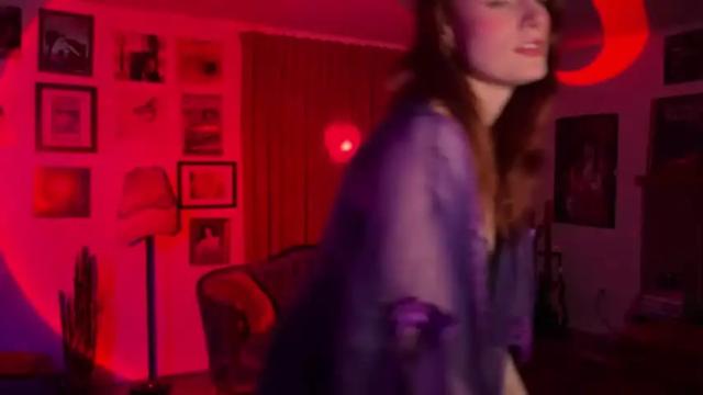Image 8 of bigredcarrott Stream on Chaturbate on 21 months ago