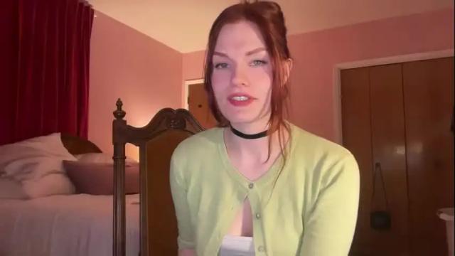 Image 7 of bigredcarrott Stream on Chaturbate on 19 months ago