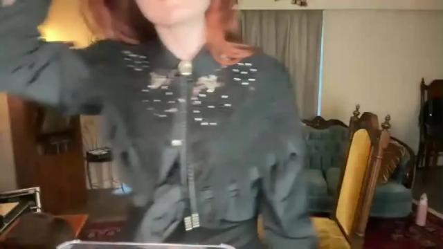 Image 3 of bigredcarrott Stream on Chaturbate on 18 months ago