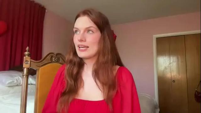 Image 3 of bigredcarrott Stream on Chaturbate on 18 months ago
