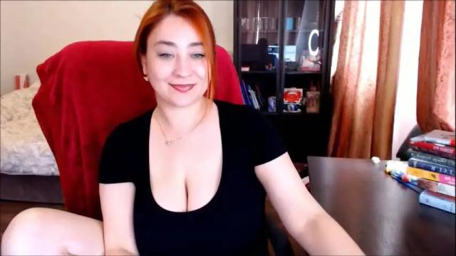 Image 7 of bigsmiletits Stream on Chaturbate on 13 days ago