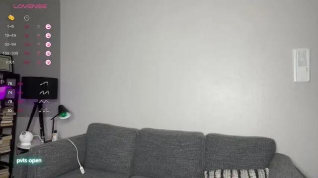 Image 2 of bigtitslav123 Stream on Chaturbate on 21 months ago
