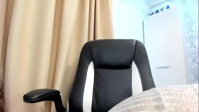 Image 4 of bigtitsmary2 Stream on Chaturbate on 6 months ago