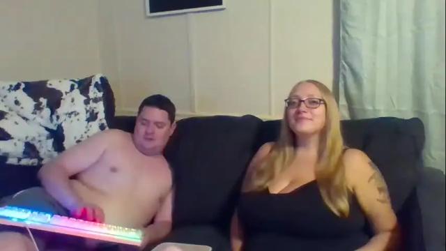 Image 2 of bigtittyboatboo Stream on Chaturbate on 1 month ago