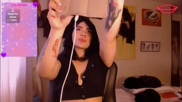 Image 7 of biigbooty_ Stream on Chaturbate on 1 day ago