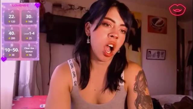 Image 10 of biigbooty_ Stream on Chaturbate on 2 months ago